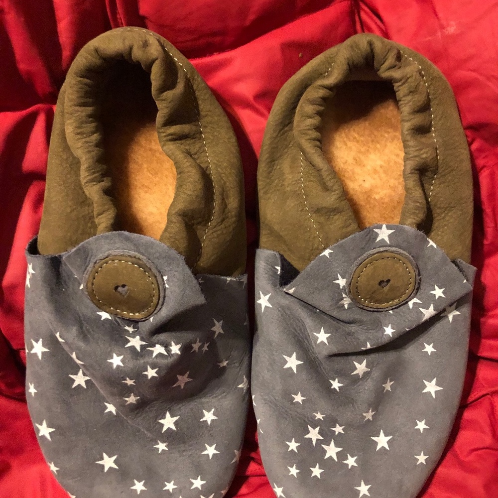 Softstar Roo moccasins- New